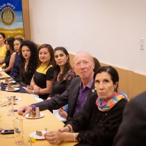 Abotonamiento Club Rotaract SCO