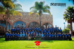 Ceremonia de graduación Licenciatura 2012 - 2017